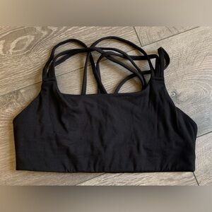 Athleta Hyper Focused Criss Cross Bra